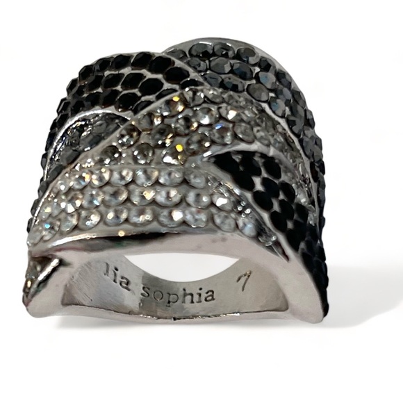 ❤️ Lia Sophia ‘Cocktail Hour’ Braided Rhinestone Statement Ring - Picture 5 of 5